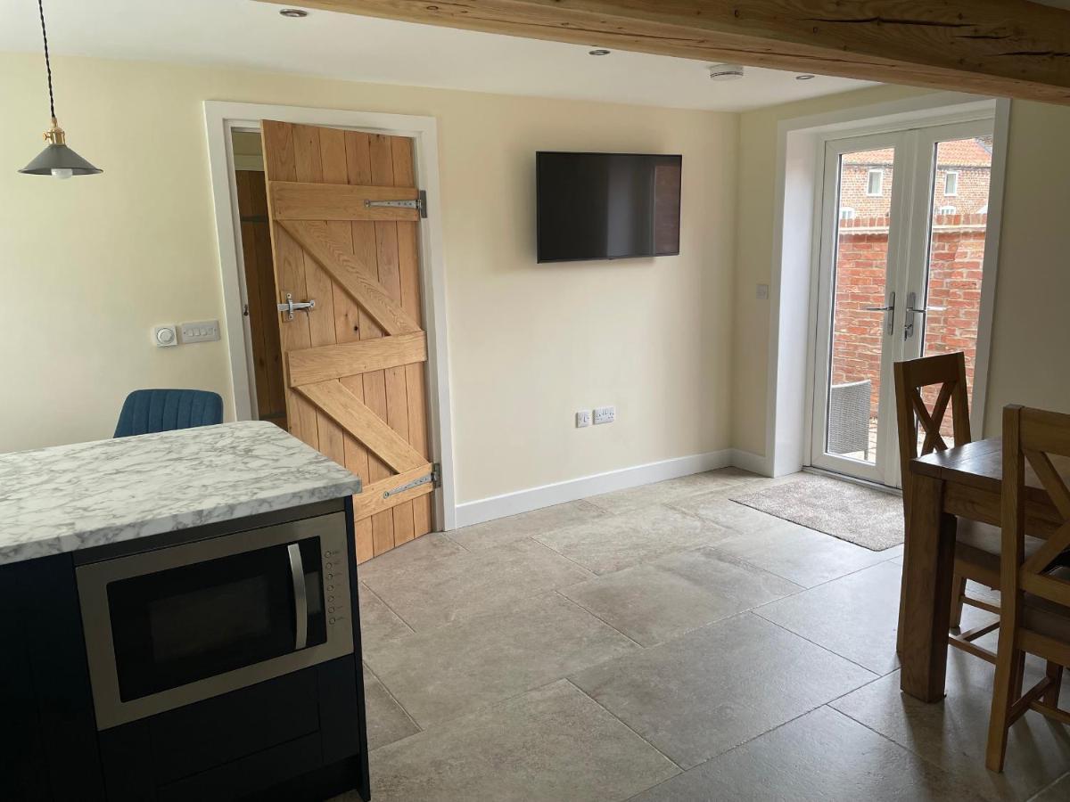 The Grooms Cottage York Bagian luar foto